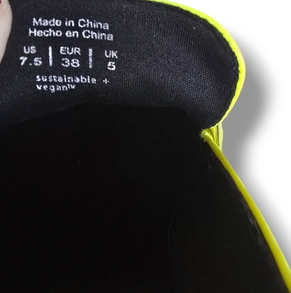 CALL IT SPRING Women's Noella Bright Green Chain Accent Vegan Platform Loafers - Picture 16 of 16